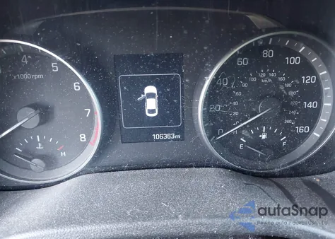 2017 Hyundai Elantra Value Edition z USA, uszkodzony, nr VIN 5NPD84LF1HH172893